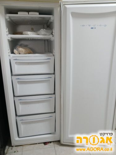 מקפיא6 מגירות