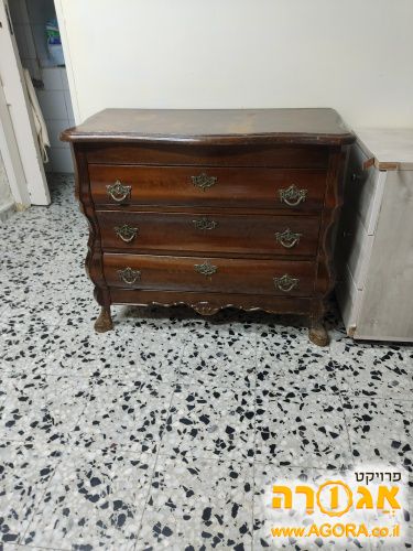 שידה מעץ וינטג'