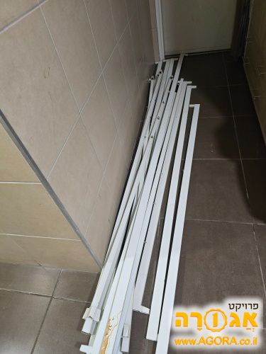 סוכת נחלים ללא בד