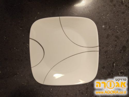 צלחות קורנינג