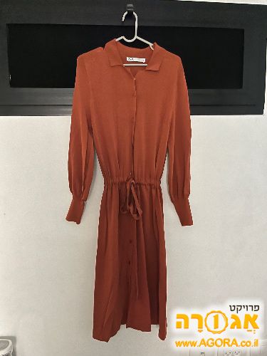 שמלה לנשים בצבע חמרה