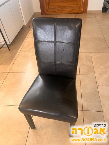 כסאות