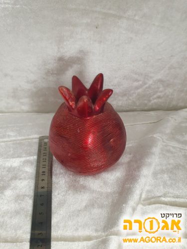 רימון אדום מקרמיקה