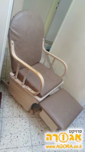 כורסת הנקה
