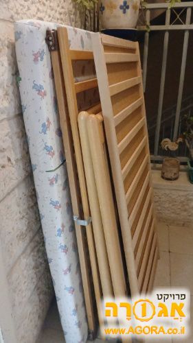 מיטת תינוק