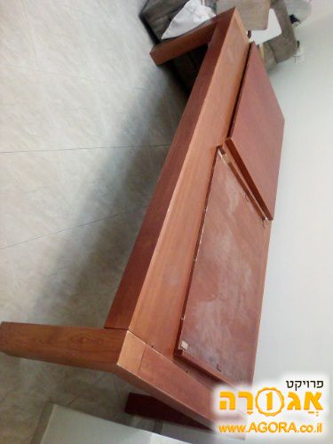 שולחן