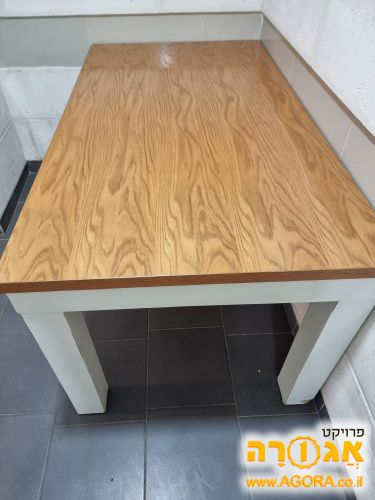 שולחן פינת אוכל מעץ