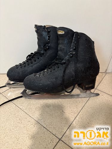 נעליים להחלקה על הקרח