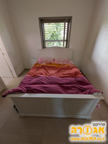 מיטה זוגית