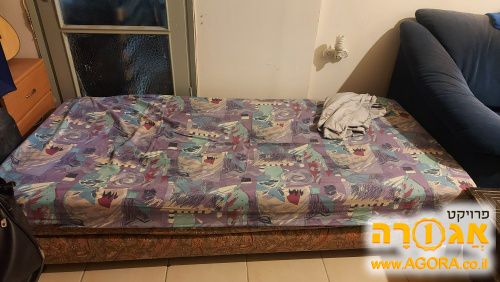 מיטה בודדת