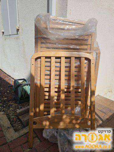 לול תינוקות מעץ