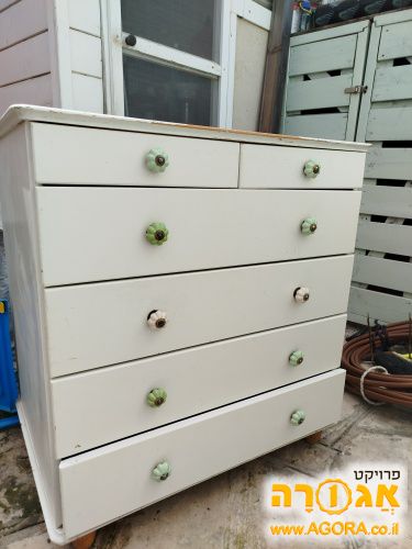 שידת החתלה