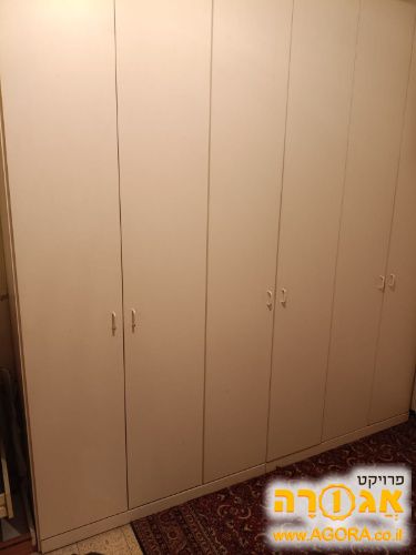 ארון קיר
