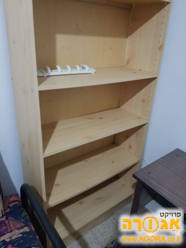 ספרייה מגבעתיים