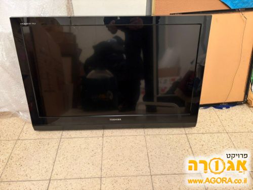 טלוויזיה ישנה של טושיבה 32 אינץ'