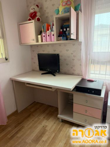 שולחן כתיבה לילדה + כוורת