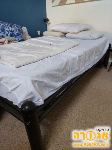 מיטה זוגית