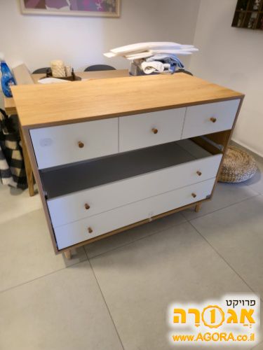 שידת החתלה של סגל