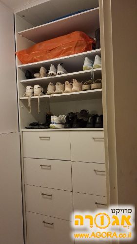 מערכת מגירות ומדפים