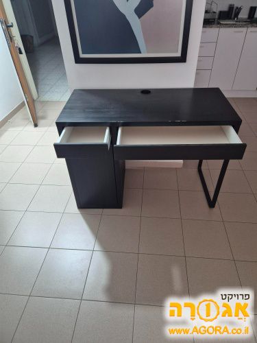 שולחן כתיבה