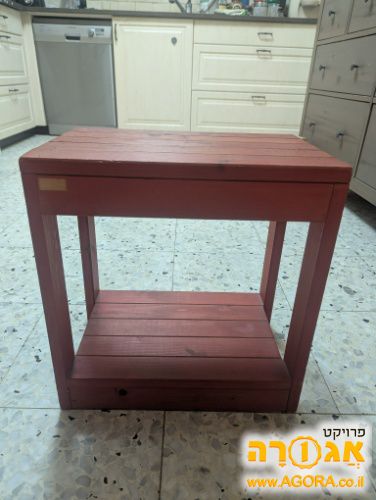שידה קטנה