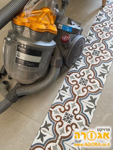 שואב אבק Dyson
