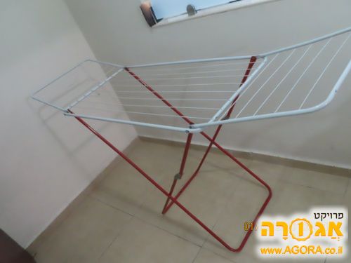 מתקן לתליית כביסה