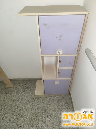 ארון כוורת לתלייה לילדים