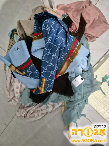 מטפחות מרובעות