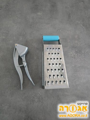 פומפיה וכותש שום
