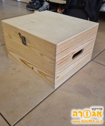 ארגז עץ יפה (עם מנגנון לסגירה)