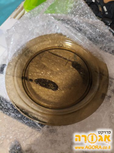 צלחות זכוכית חומות