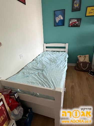 מיטת ילדים עם מיטת חבר ושתי מגירות אחסון