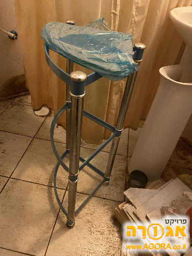 מדפים למקלחת