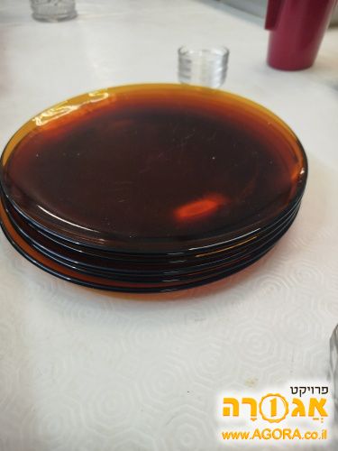 צלחות