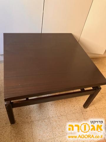 שולחן סלון ושולחן פינתי תואם