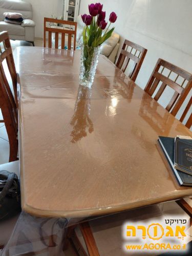 שולחן