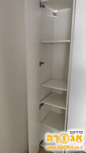 ארון צר