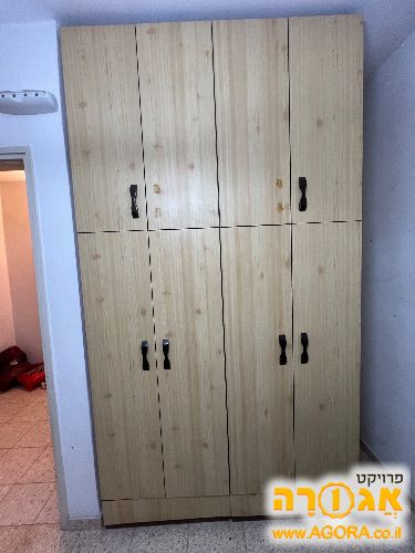 ארון בגדים