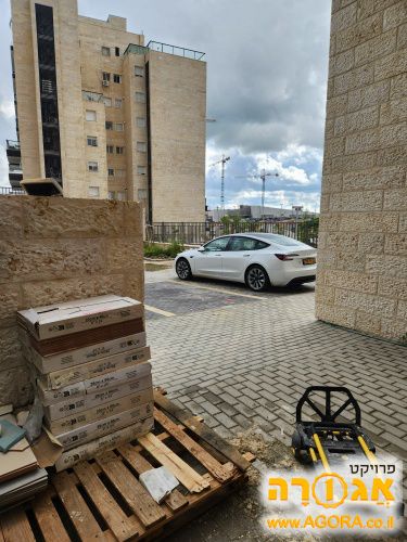 אריחי קרמיקה