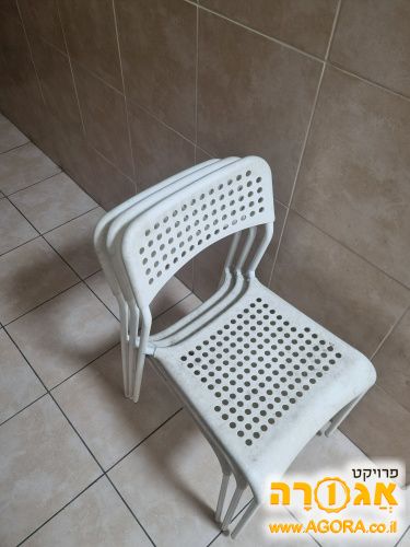 כיסאות איקאה