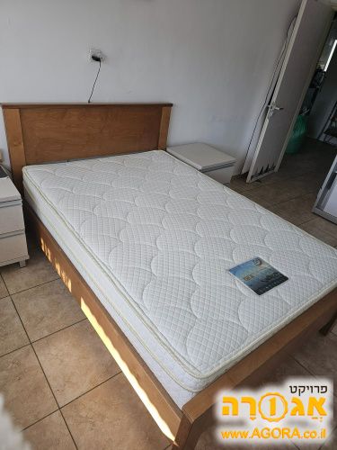 מיטה זוגית