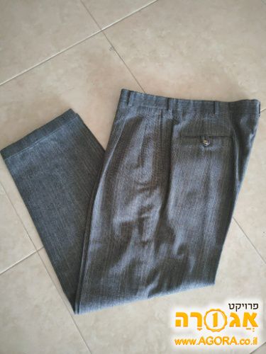 מכנסיים מחויטים לגבר