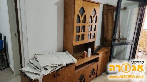 מזנון סלון גדול