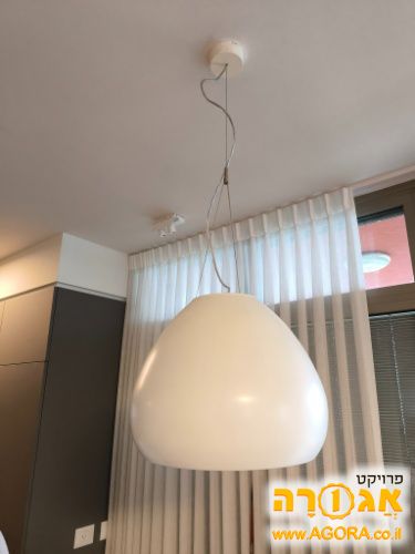 מנורה תלויה לפינת אוכל