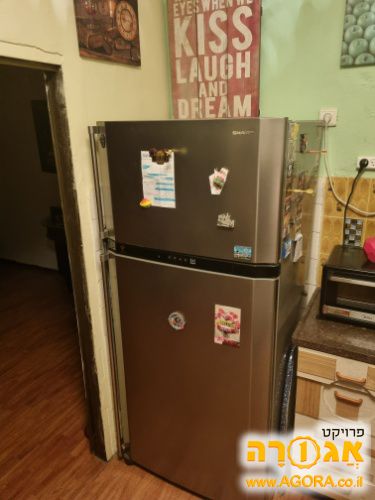 מקרר גדול חב' שארפ