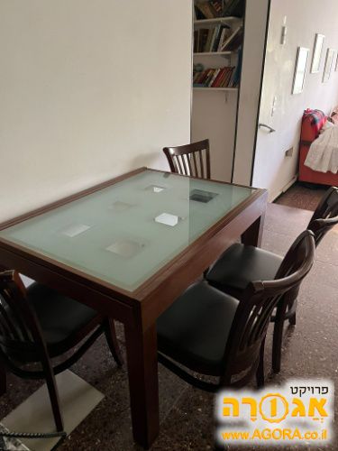 שולחן+ 4 כסאות