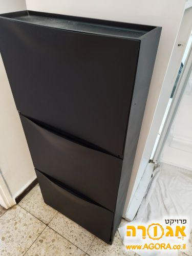 מתלה נעליים