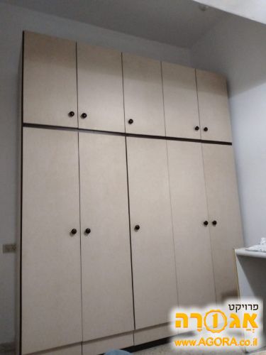 ארון בגדים 5 דלתות
