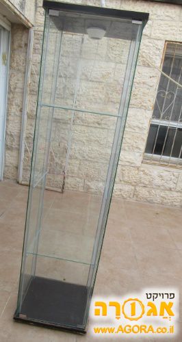 ארון ויטרינה איקאה